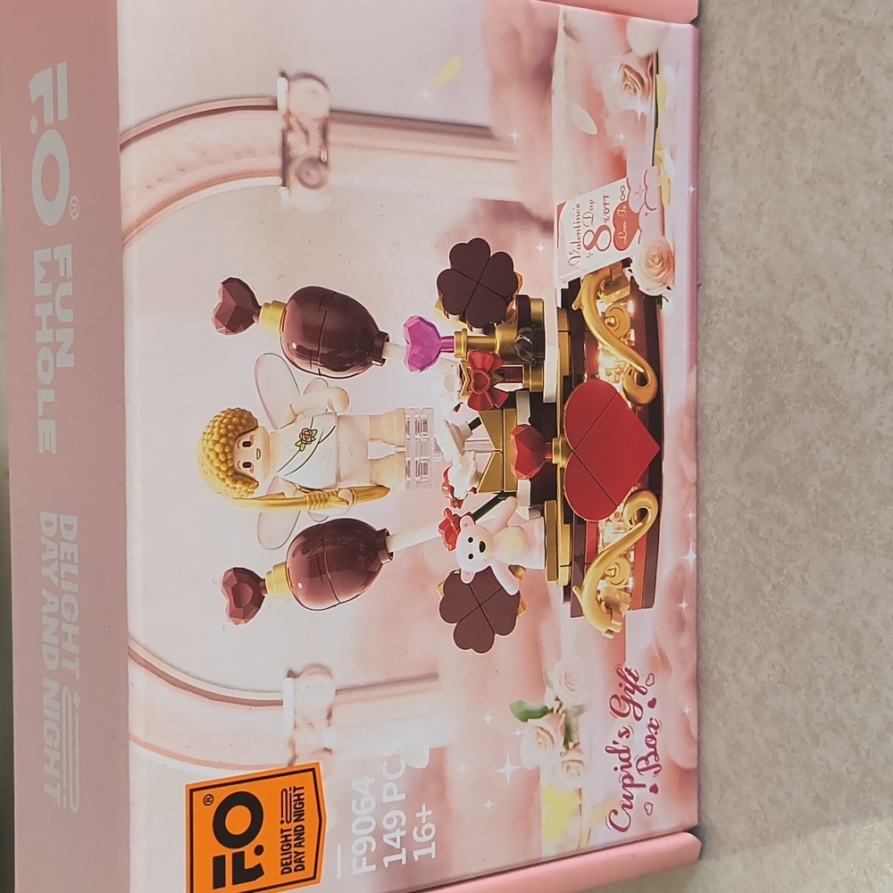 Funwhole Cupids Gift Box